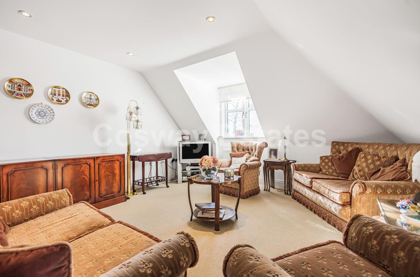 Heathside Court, High Road, Bushey Heath